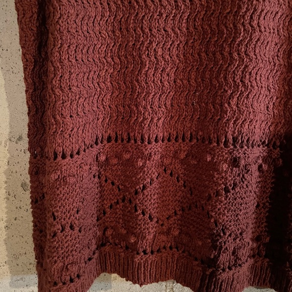 Universal Thread Red Ribbed Sleeveless Tank Top - Picture 2 of 3